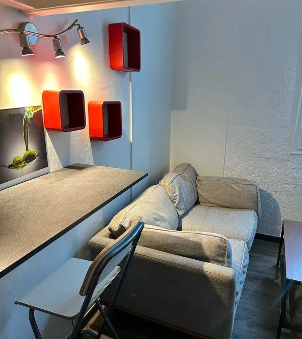 Photo 1