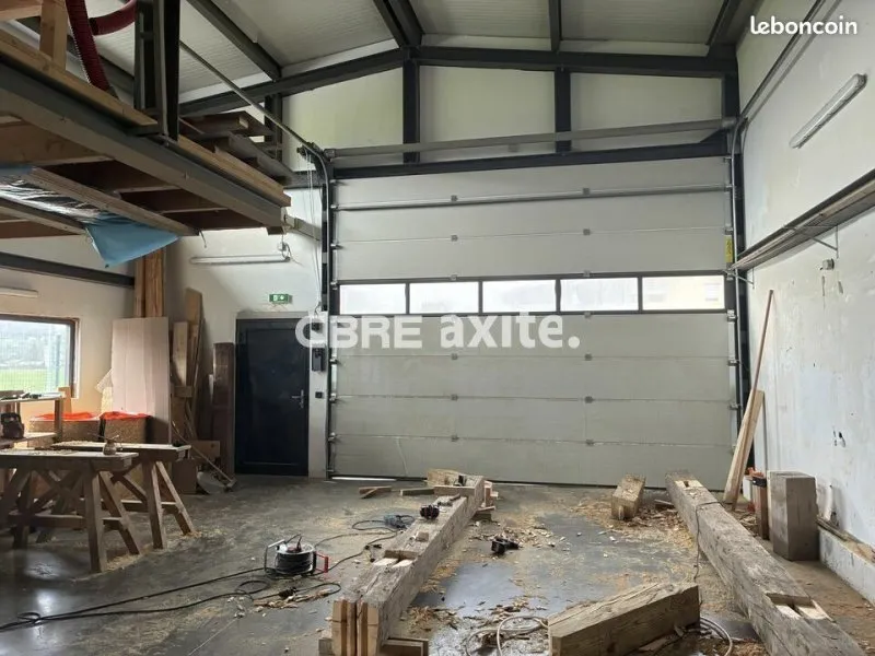 Photo 1