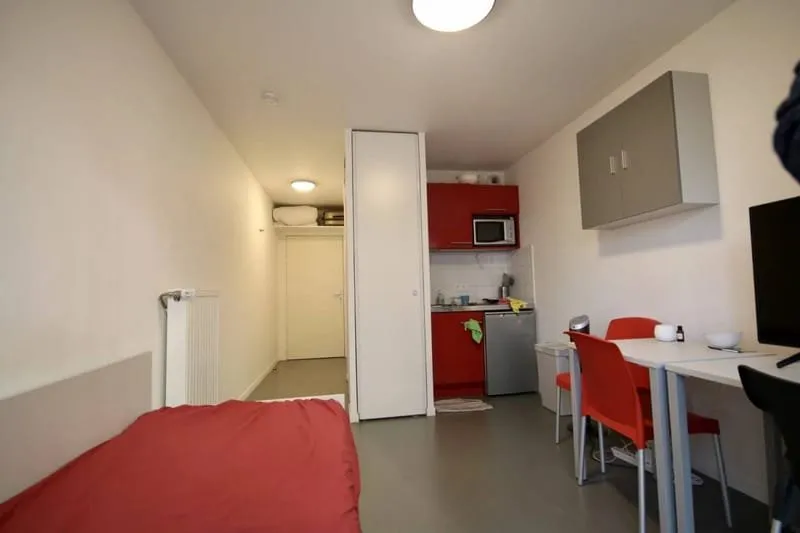 Photo 1