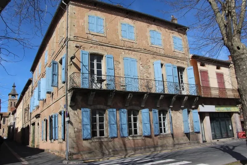 Photo 1