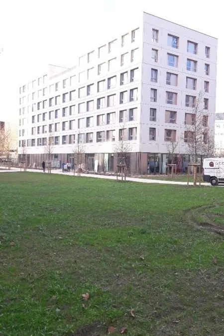 Photo 1