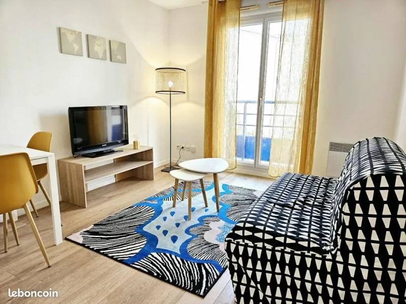 Photo 1