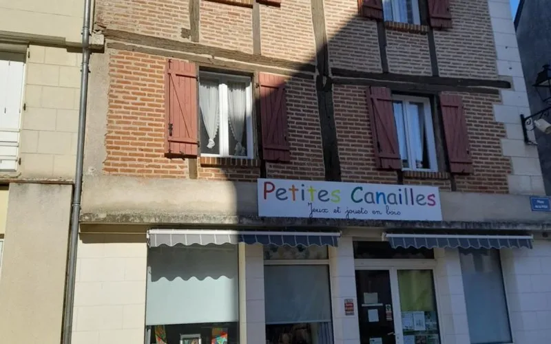 Photo 1