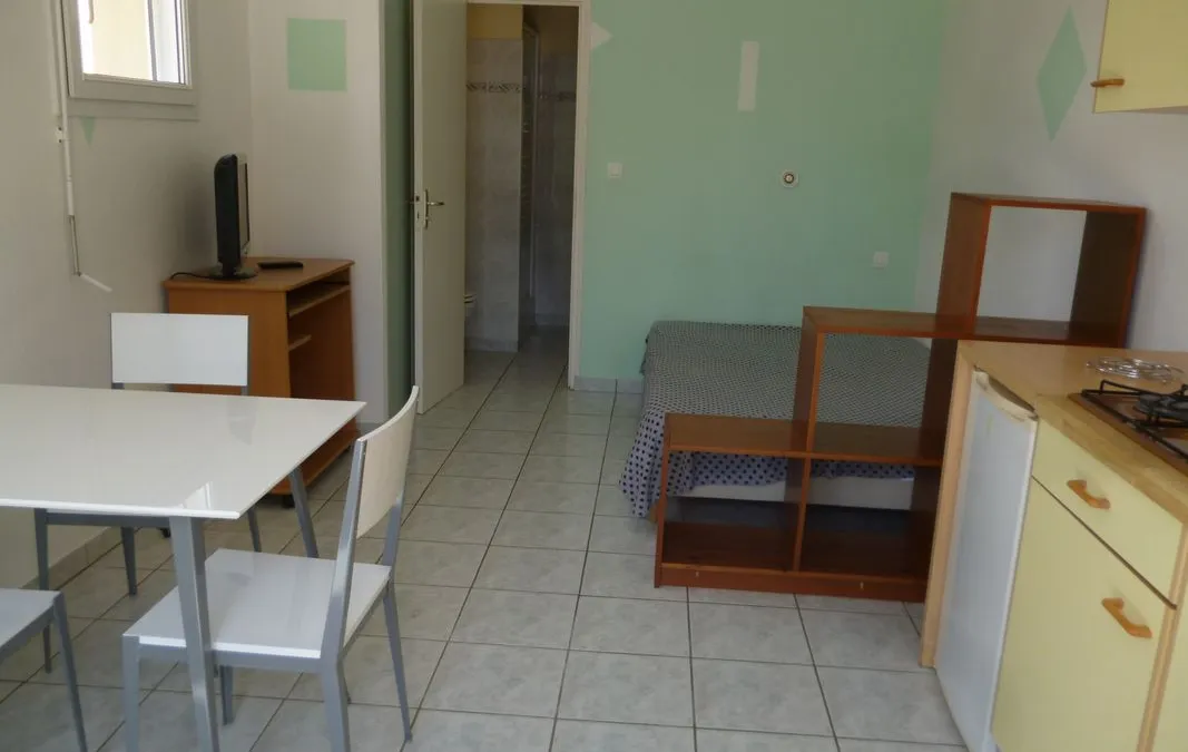 Photo 2