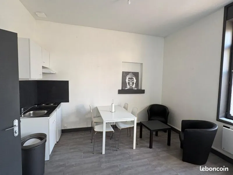 Photo 1