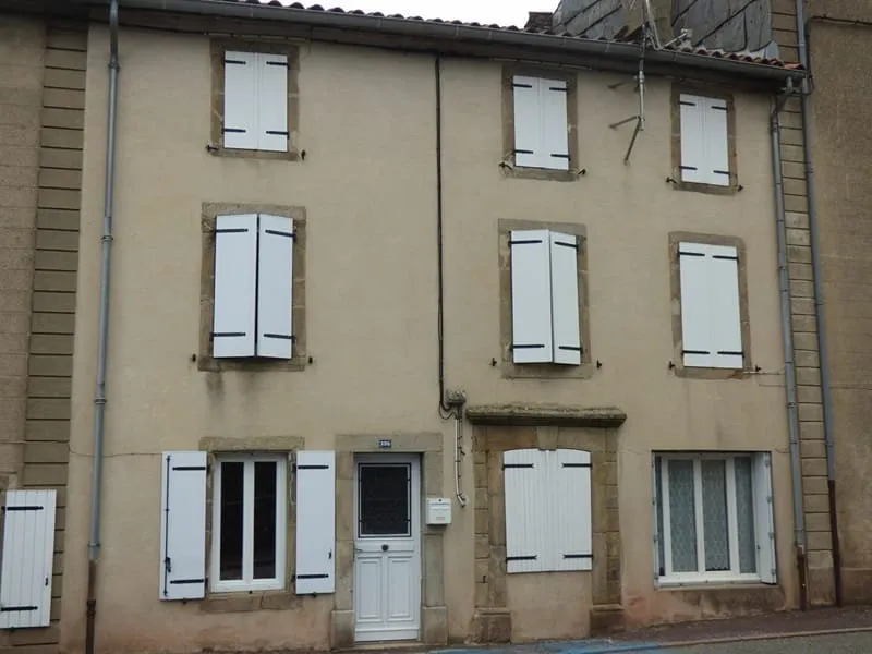 Photo 1