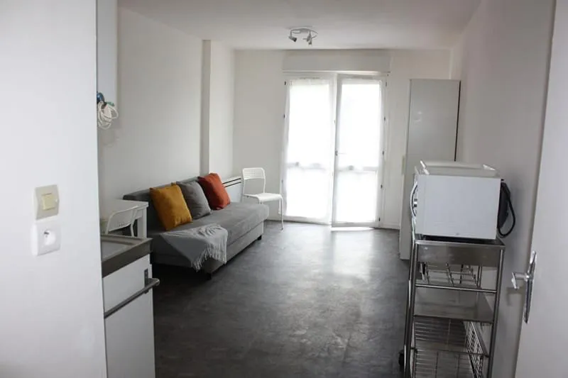 Photo 1