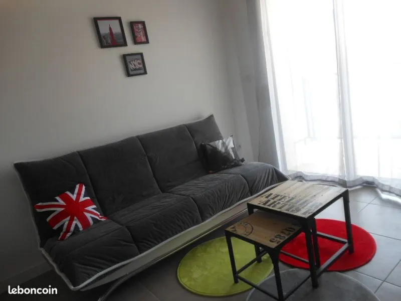Photo 1
