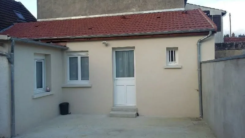 Photo 1
