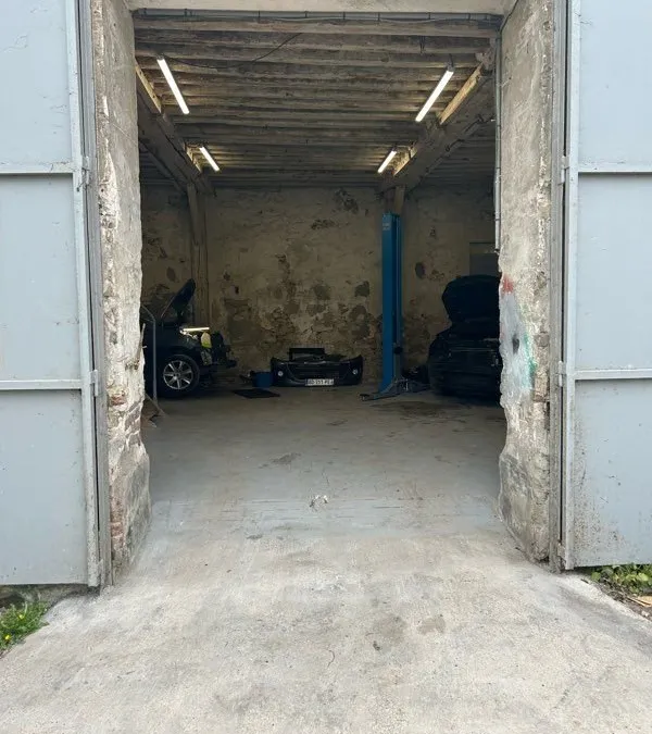 Photo 1