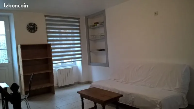 Photo 1