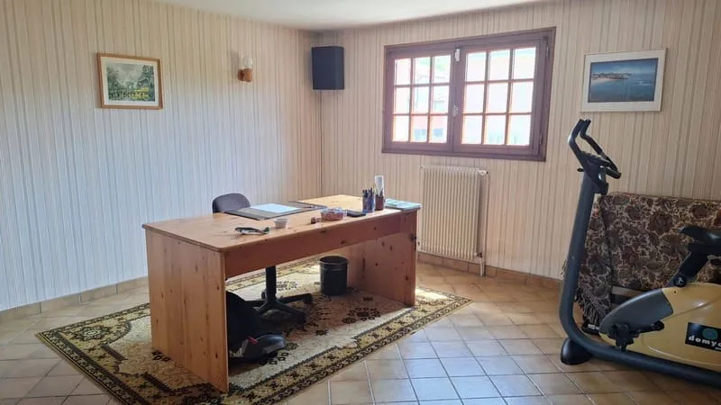 Photo 16