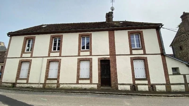 Photo 1