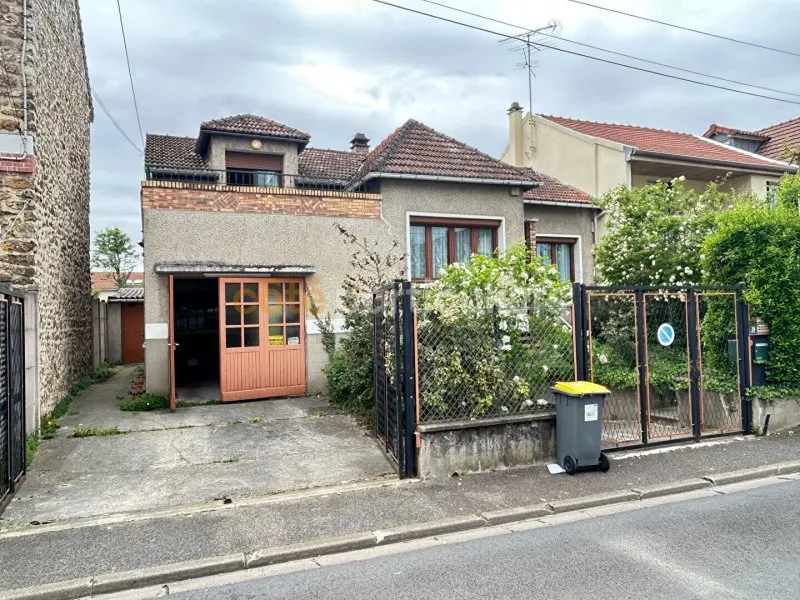 Photo 1