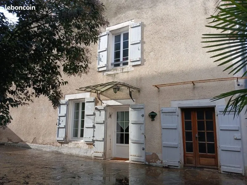 Photo 1