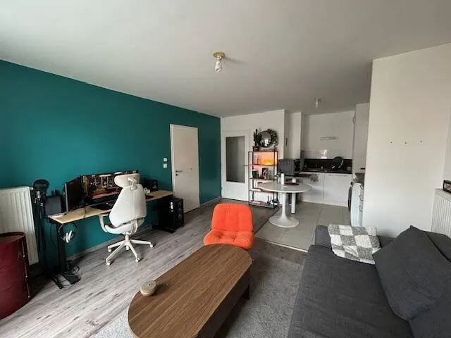 Photo 1