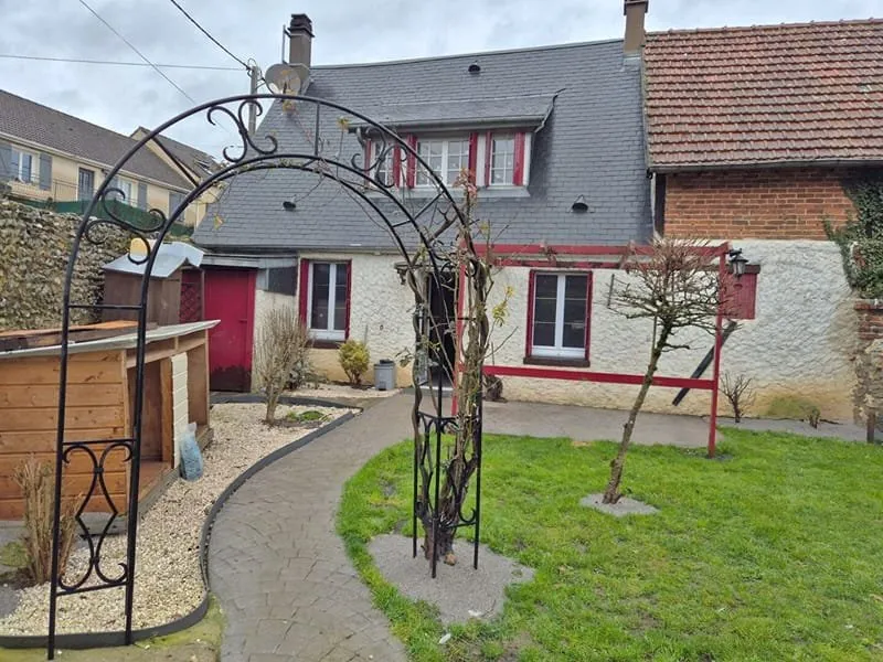 Photo 1