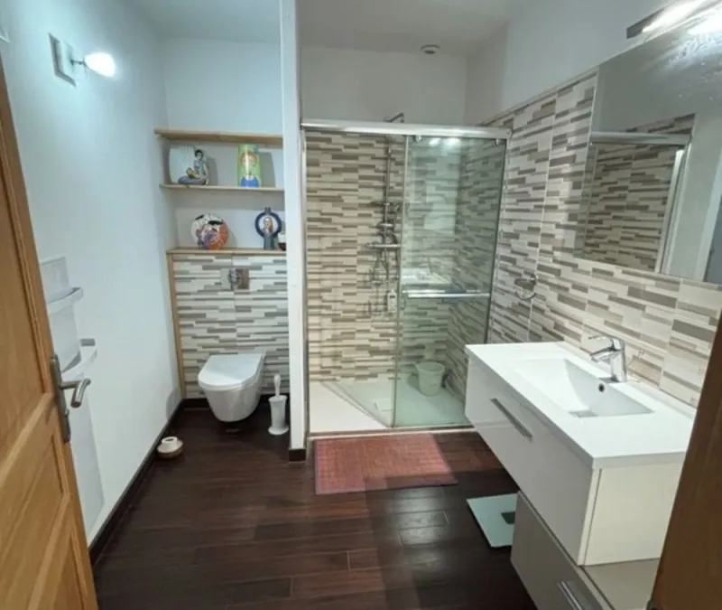Photo 9