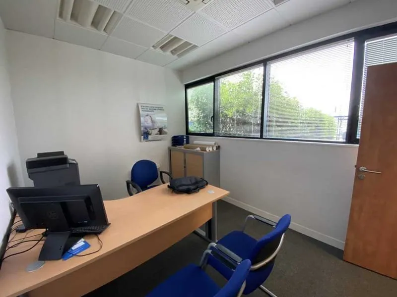 Photo 1