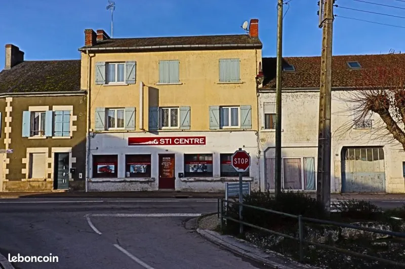 Photo 1