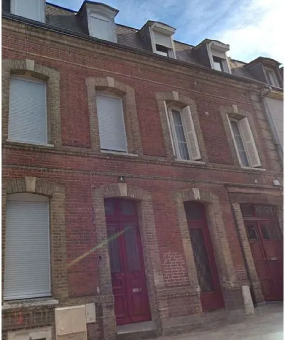Photo 1