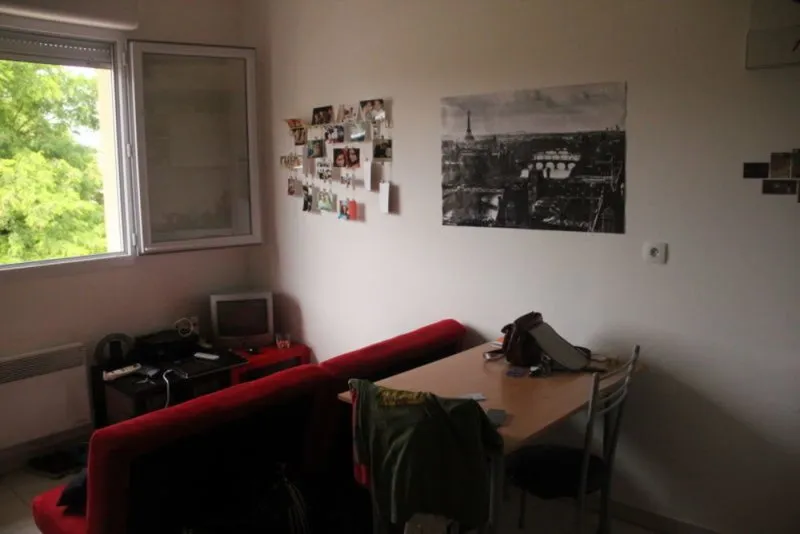 Photo 1