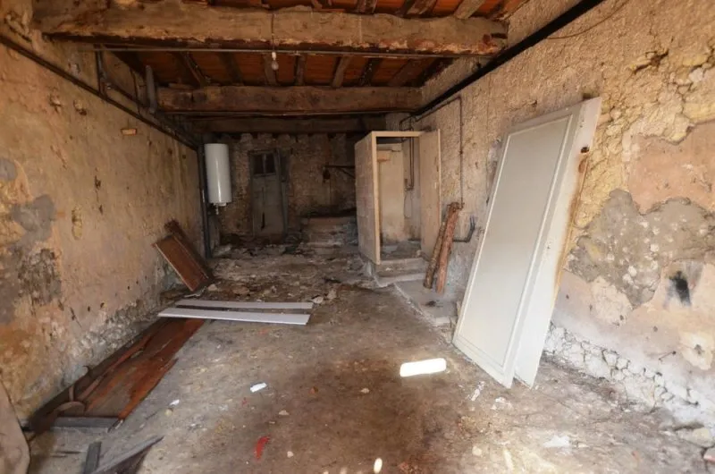 Photo 18