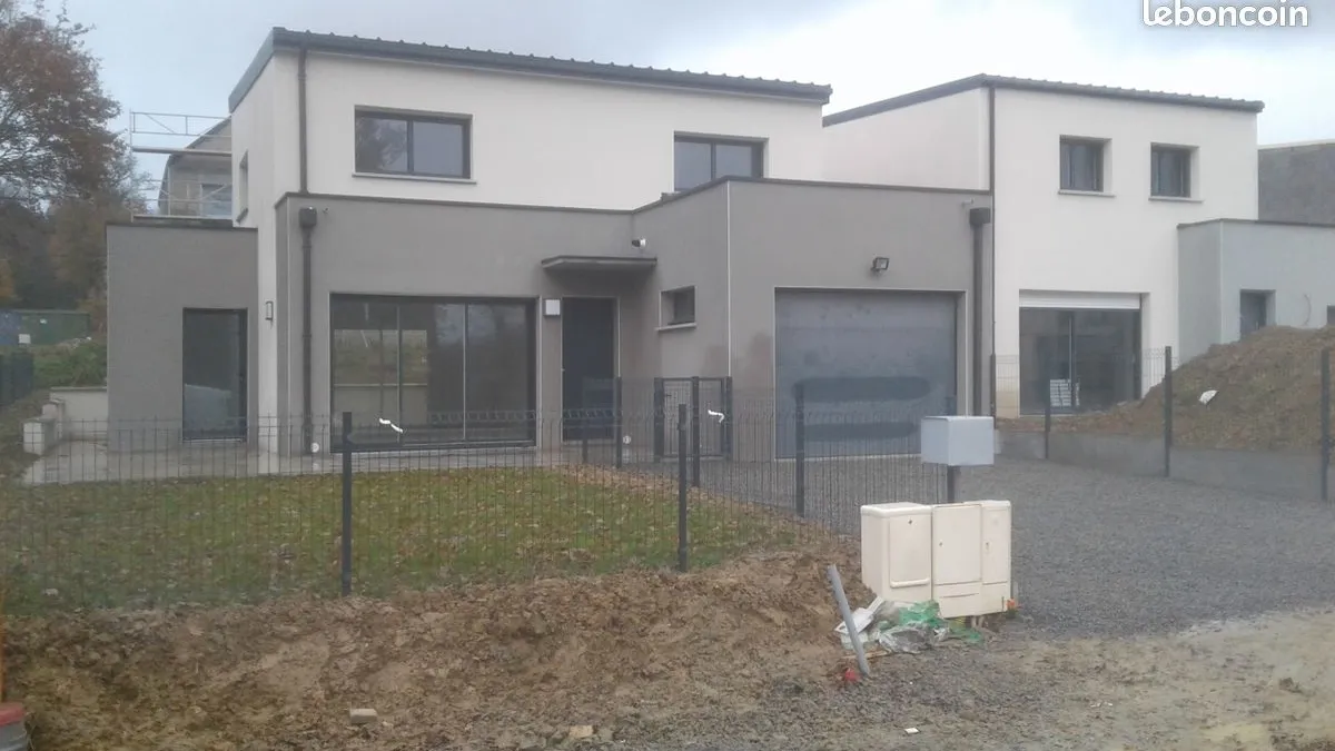 Photo 1