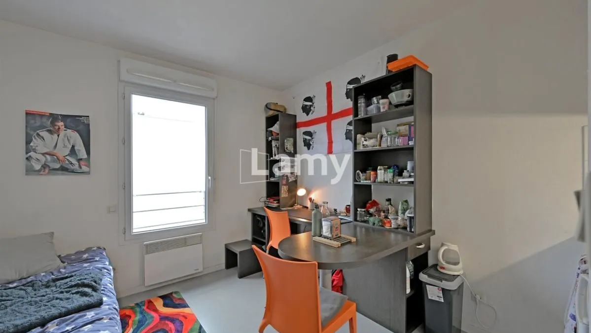 Photo 1