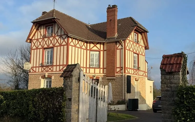 Photo 1