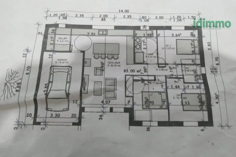 Photo 12