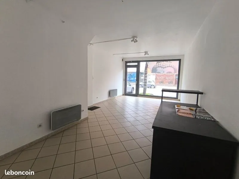 Photo 1
