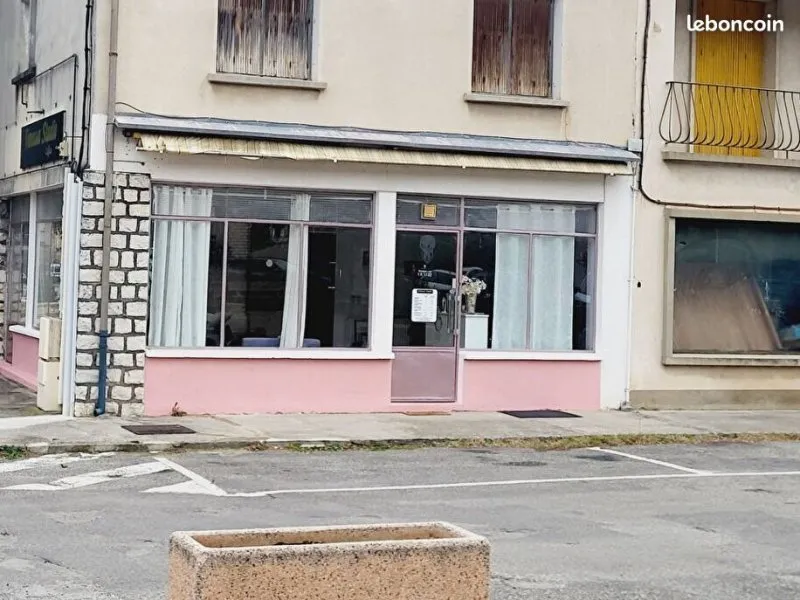 Photo 1