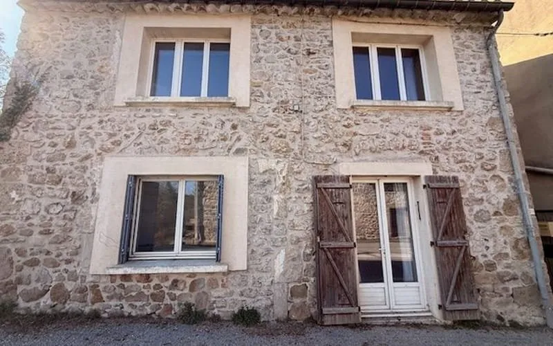 Photo 1