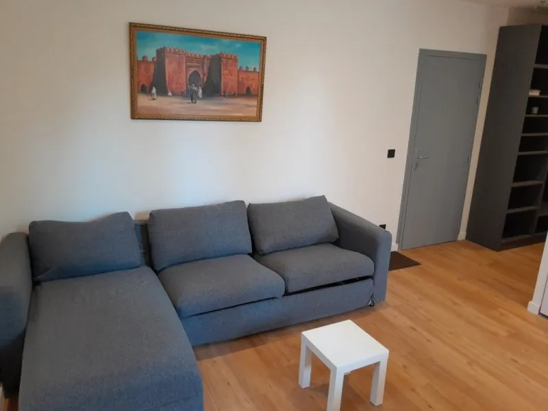 Photo 1