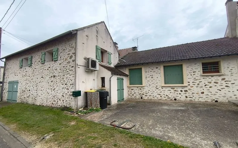 Photo 1