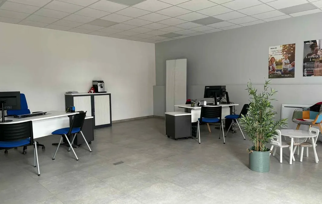 Photo 1
