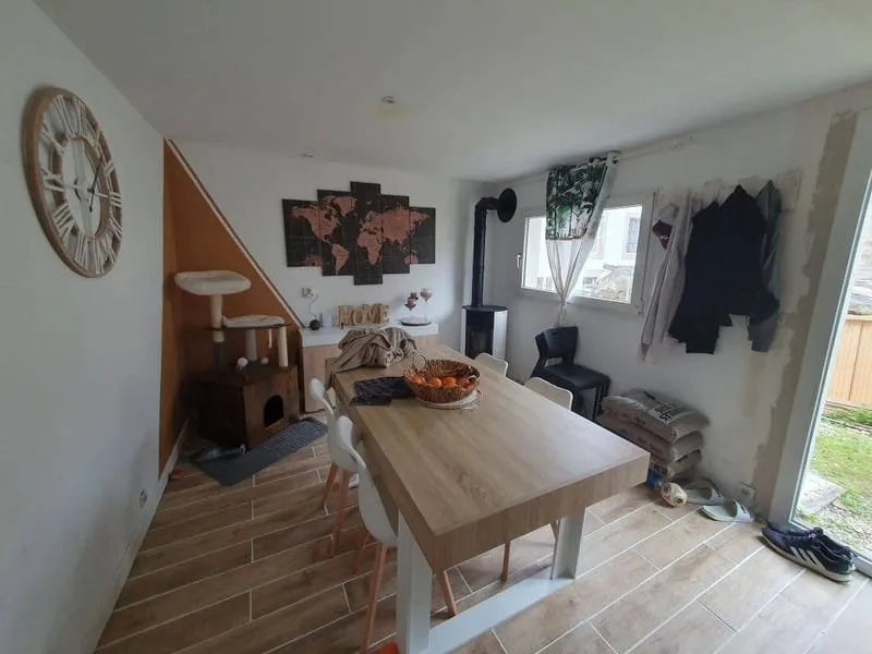 Photo 1
