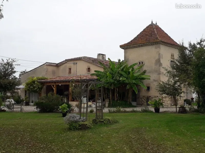 Photo 1