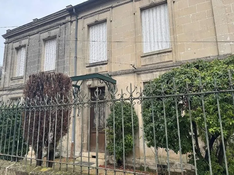 Photo 1