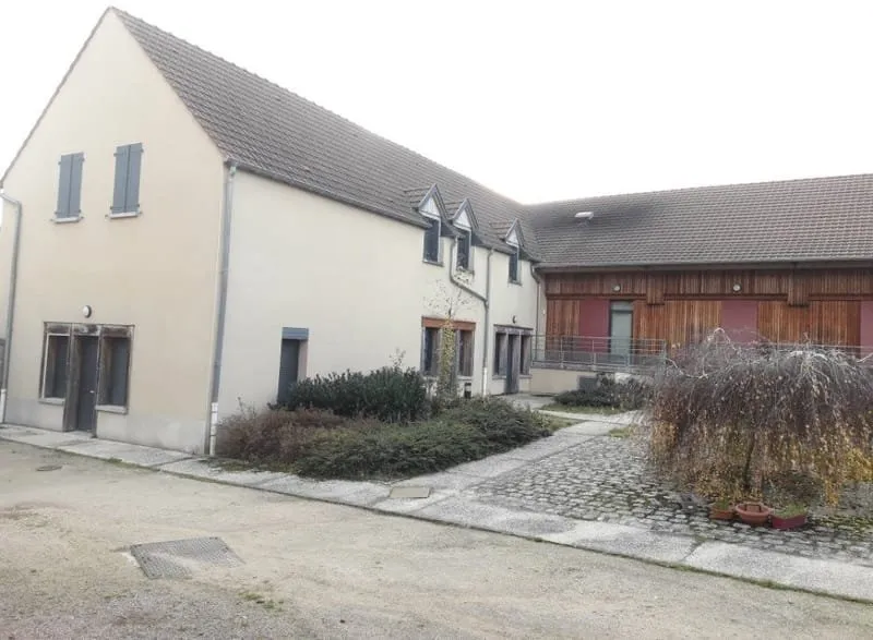 Photo 1