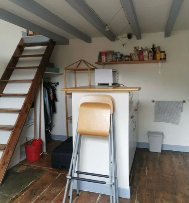 Photo 1