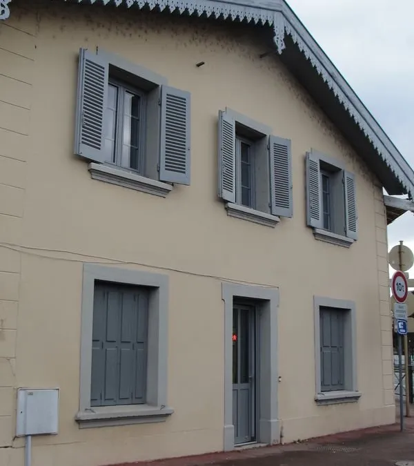 Photo 1