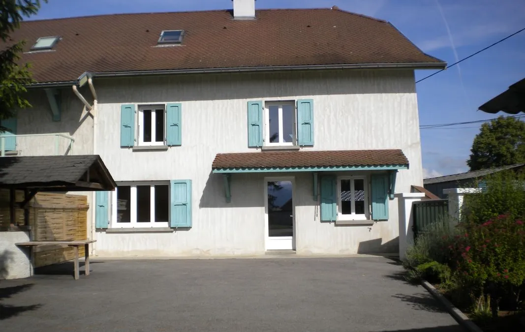 Photo 1