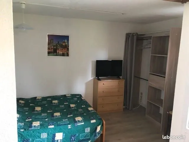 Photo 3