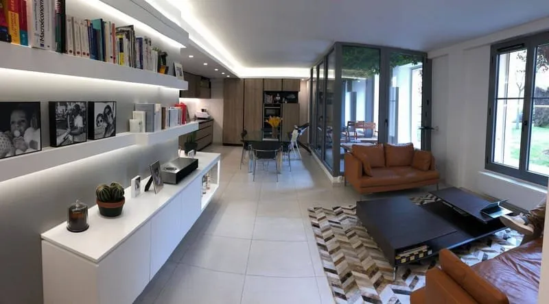 Photo 1