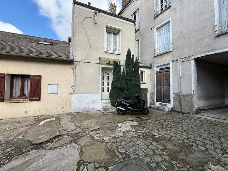 Photo 1