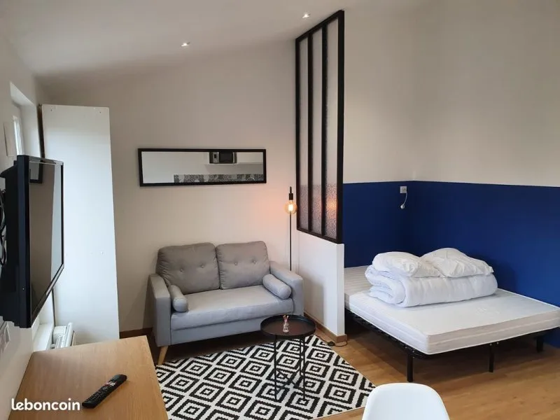 Photo 1