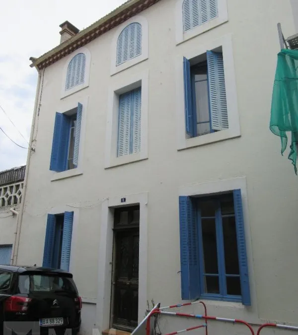 Photo 1