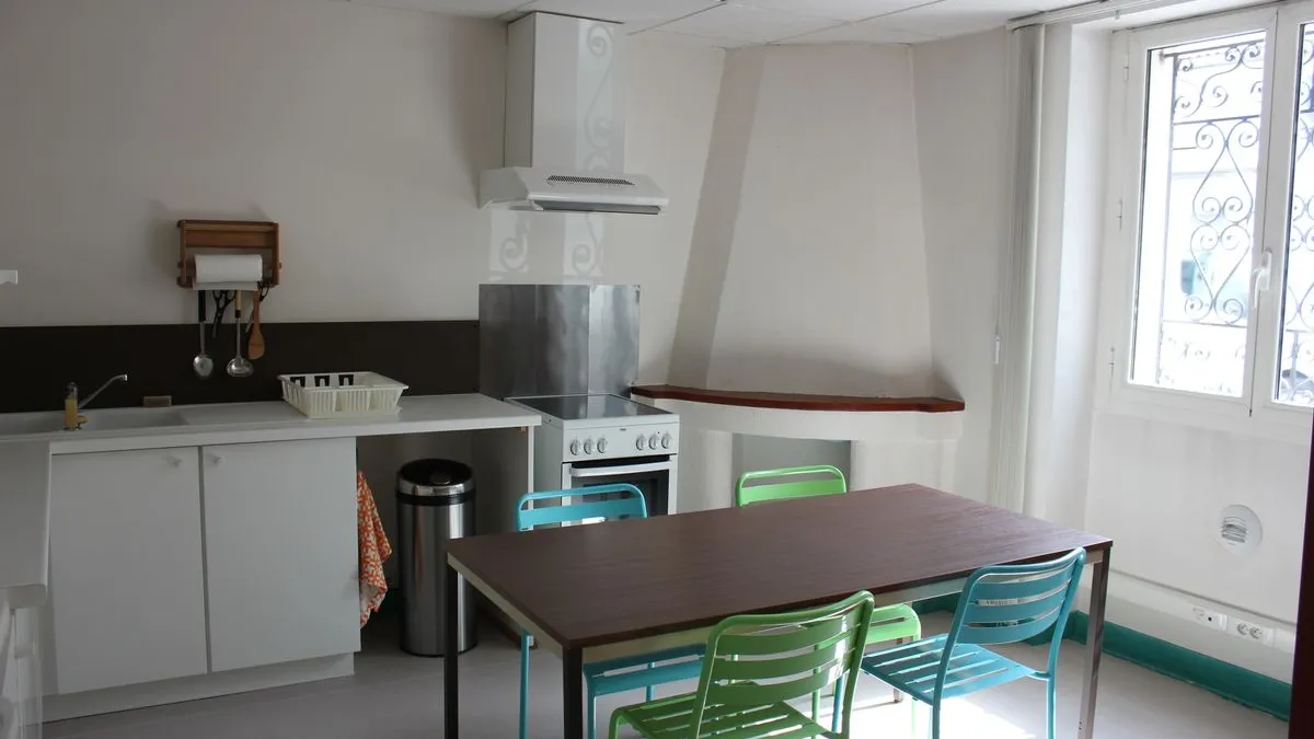 Photo 3
